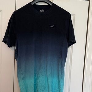 Hollister Men's navy and teal Gradient Tee